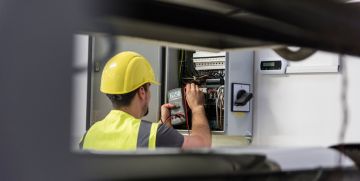 Electric repairs in Calverton by Flash Power LLC